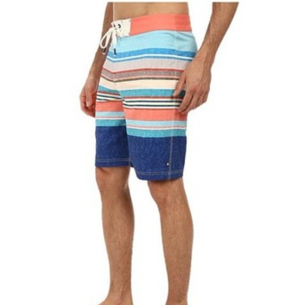 SPERRY men's size 30 striped surfer swimmer vacation swim board shorts